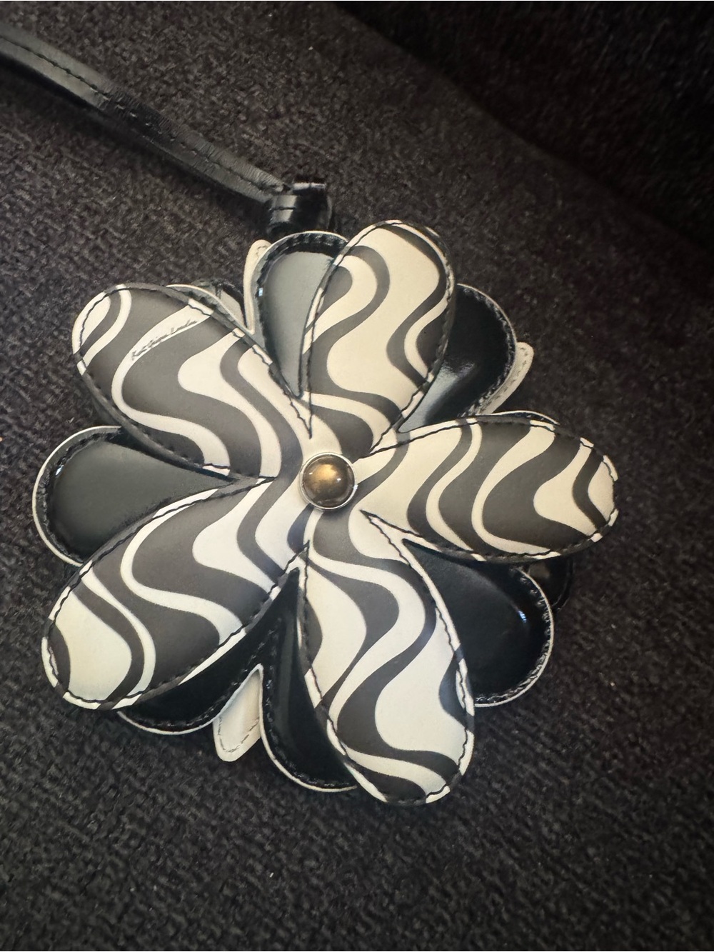 Kurt Geiger London Flower Bag Charm - dust bag included